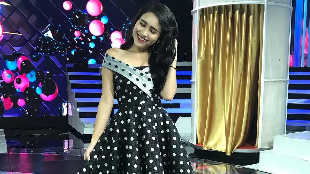 [Bintang] Ayu Ting Ting