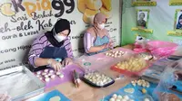 Proses pembuatan Bakpia Sari Berkah 99 Desa Klempang Sari, Kecamatan Kuaro, Kabupaten Paser, Kalimantan Timur/Istimewa.