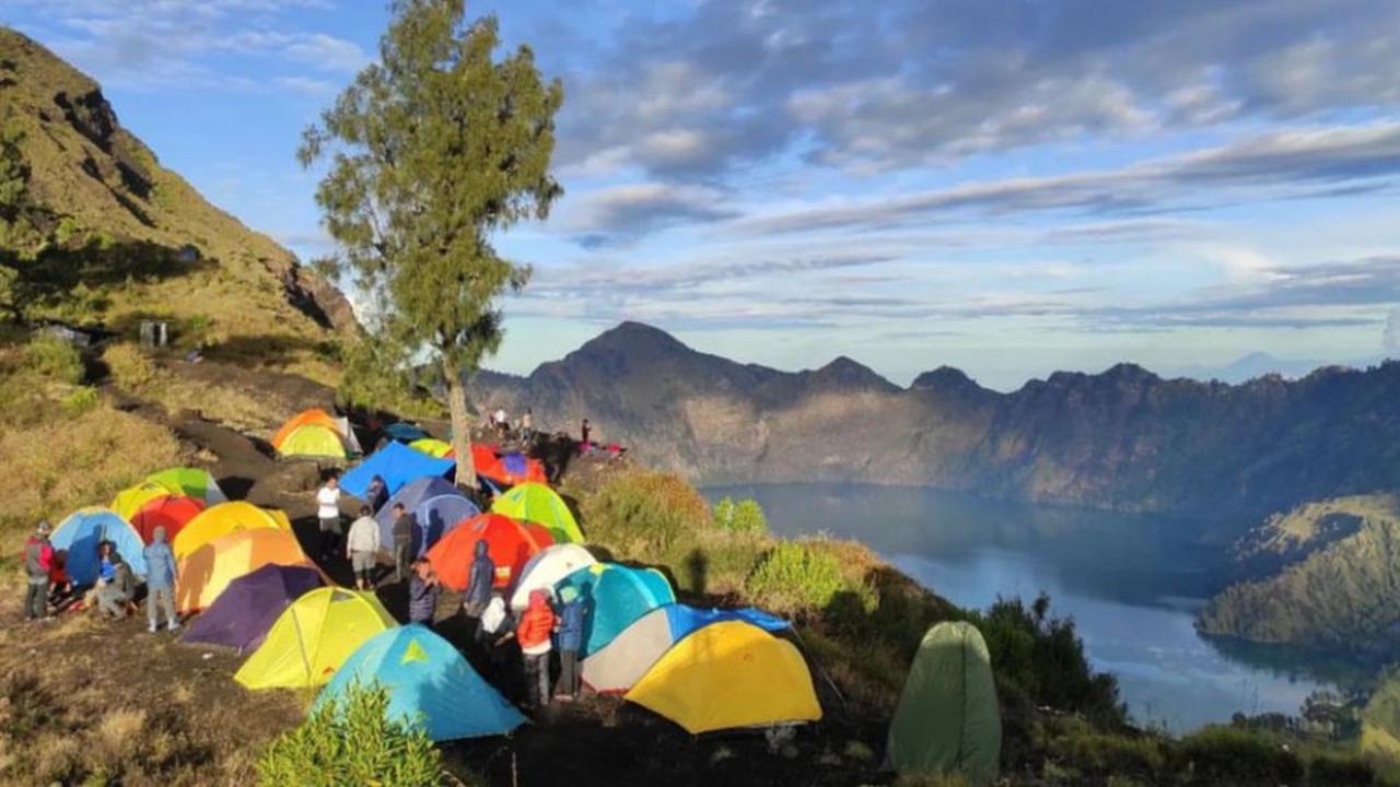 Pesona Gunung Rinjani Miliki Enam Jalur, dari Termudah hingga Paling Ekstrem