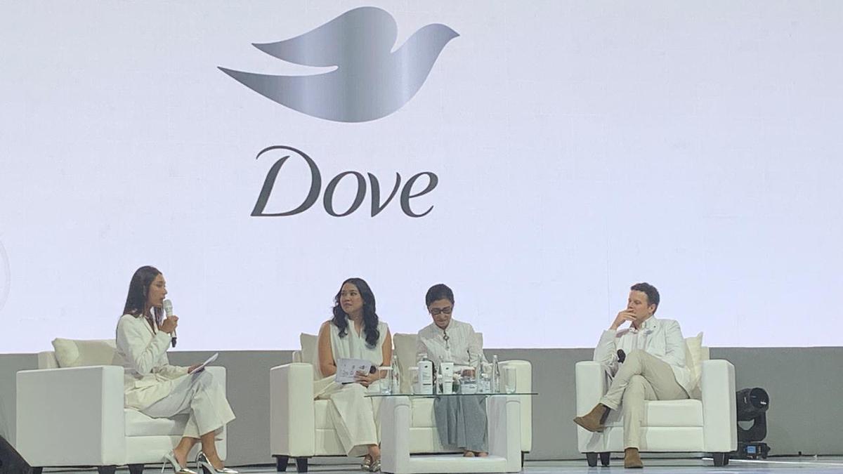 Perawatan Rambut Rontok, Kapan Idealnya Ganti Sampo dan Keramas Menurut Dermatolog?