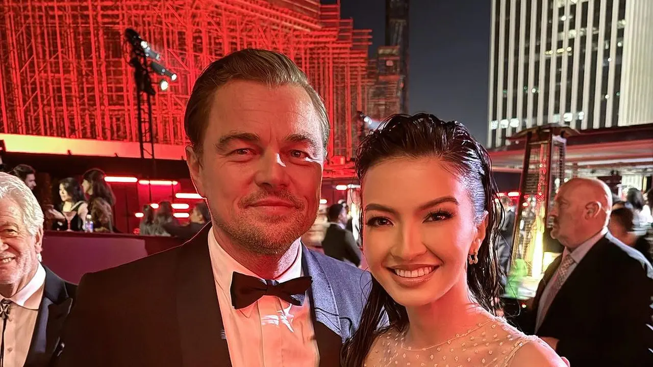 8 Gaya Raline Shah Foto Bareng Leonardo DiCaprio hingga Brad Pitt di LACMA Art+Film Gala