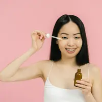 manfaat cleansing oil./copyright. pexels/