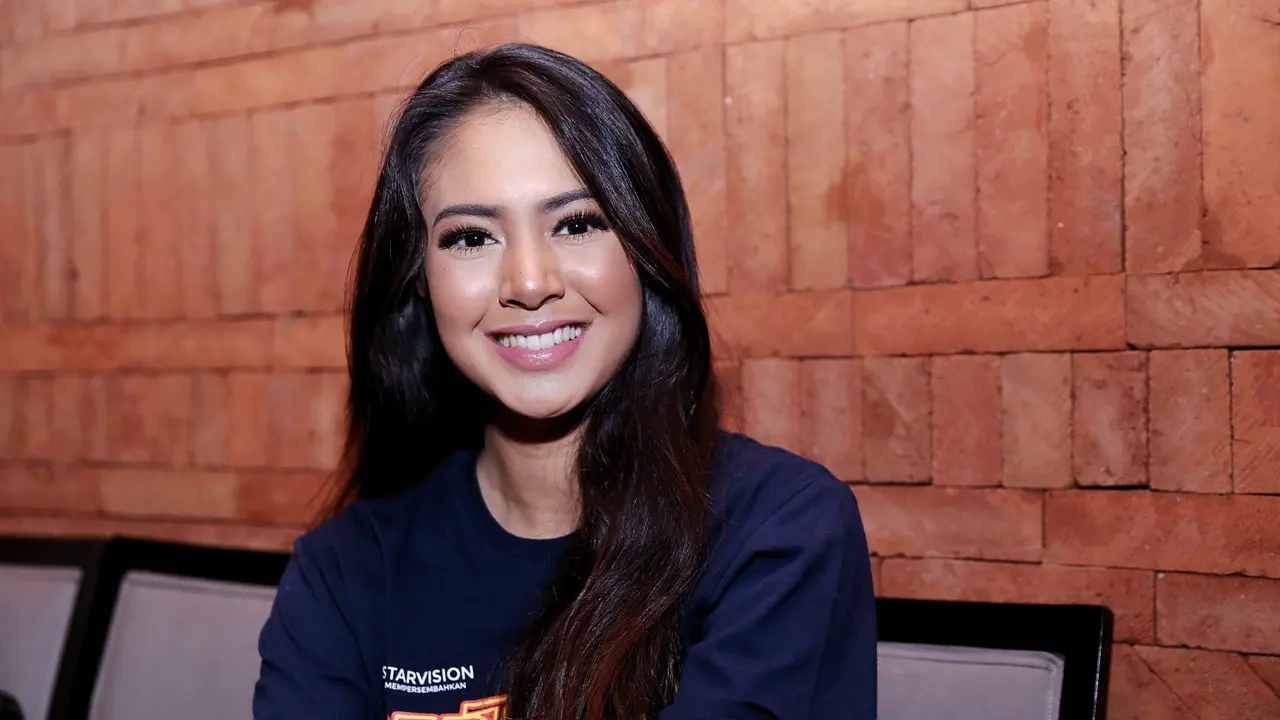 [Bintang] Aurelie Moeremans
