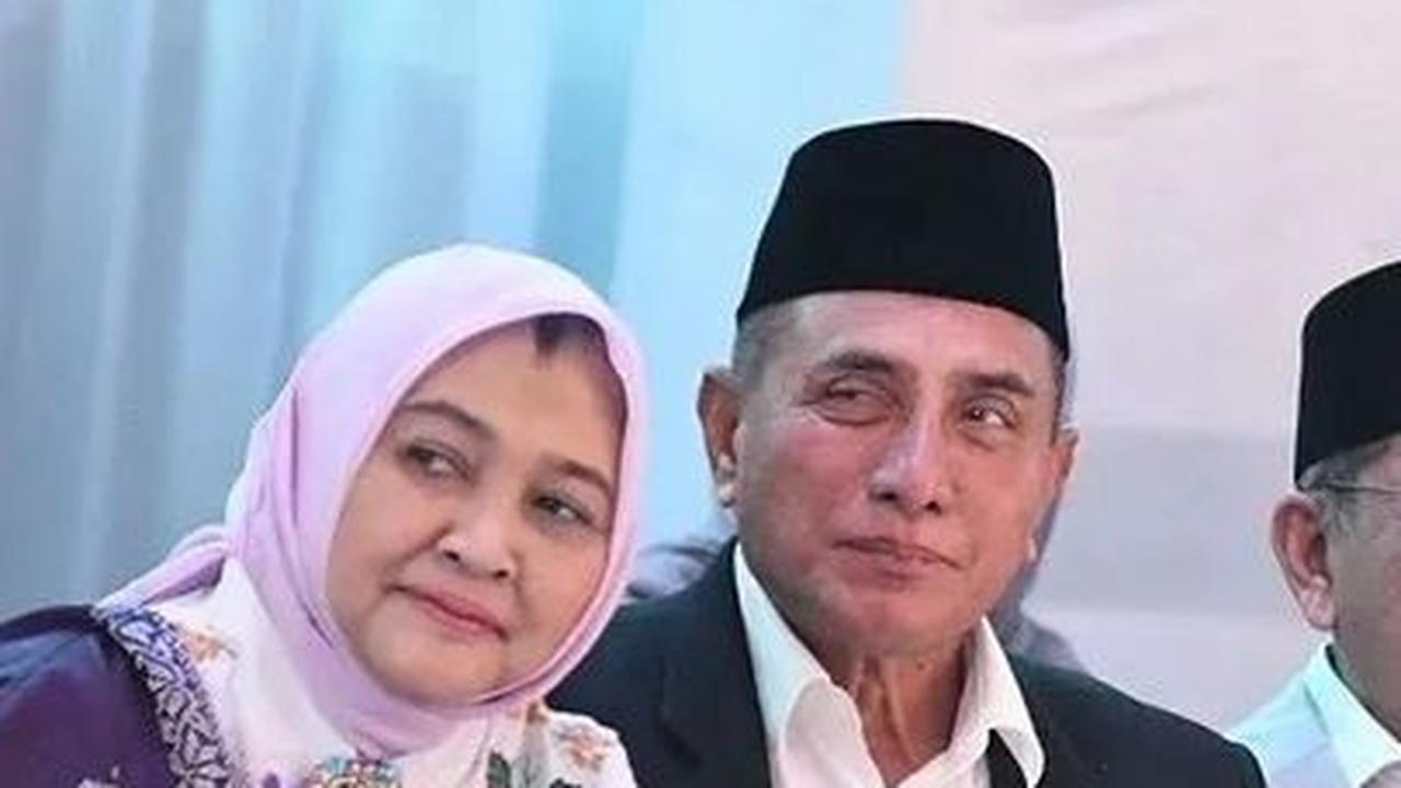 Dua sejoli ini kemanapun perginya, selalu bersama.