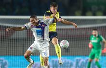 FOTO: Port FC Kalahkan Oxford United, Boyong Trofi Piala Presiden 2025 ke Thailand