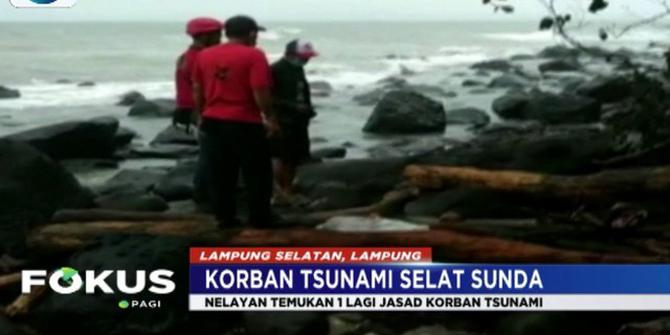 Relawan Temukan Jenazah Wanita Diduga Korban Tsunami di Pantai Betung