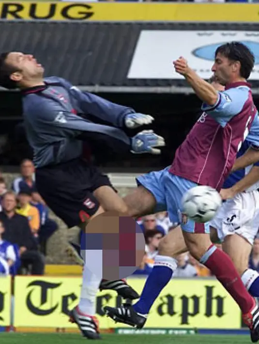 Luc Nilis datang dari PSV Eindhoven ke Aston Villa dengan harapan tinggi, belum satu musim bermain Luc Nilis sudah mendapat cedera parah. Cedera tersebut didapat di laga kontra Ipswich Town pada September 2000 silam. (st-listas.20minutos.es) 