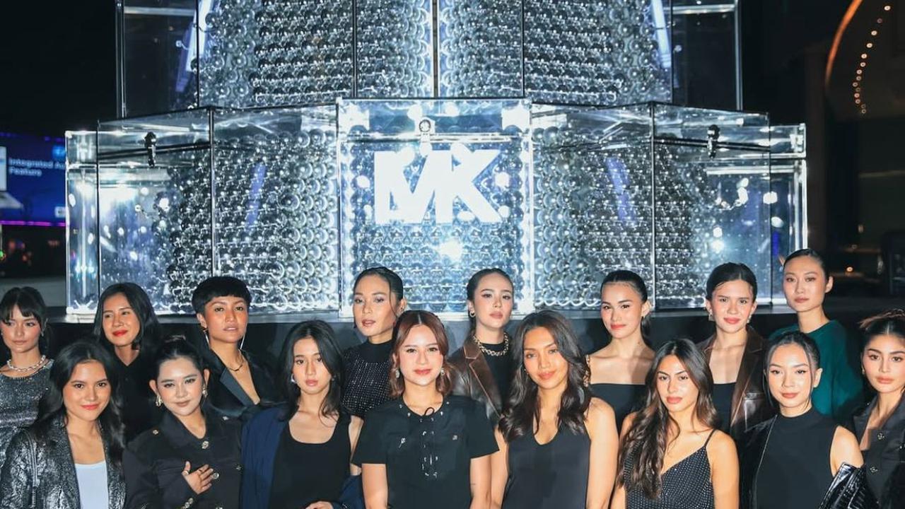 7 Potret Pesona Valerie Thomas dengan Aura Mahal yang Memikat