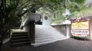 Suasana rumah duka Guruh Soekarnoputra di Jalan Sriwijaya Raya, Kebayoran Baru, Jakarta Selatan, Sabtu (26/9/2026). Sejumlah pelayat berdatangan untuk memberikan penghormatan terakhir kepada putra bungsu Presiden pertama RI Soekarno tersebut. (KLY/Budy Santoso)