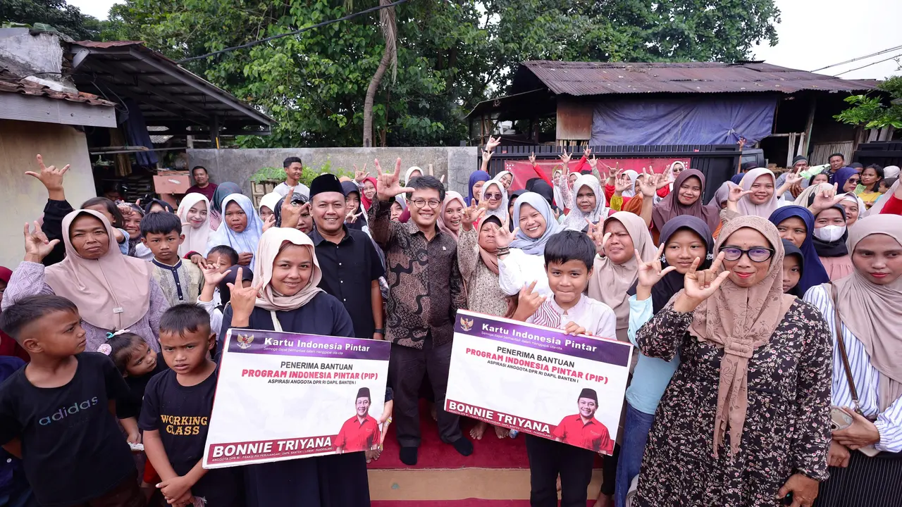 Politikus PDI Perjuangan (PDIP) yang juga Anggota Komisi X DPR Bonnie Triyana.