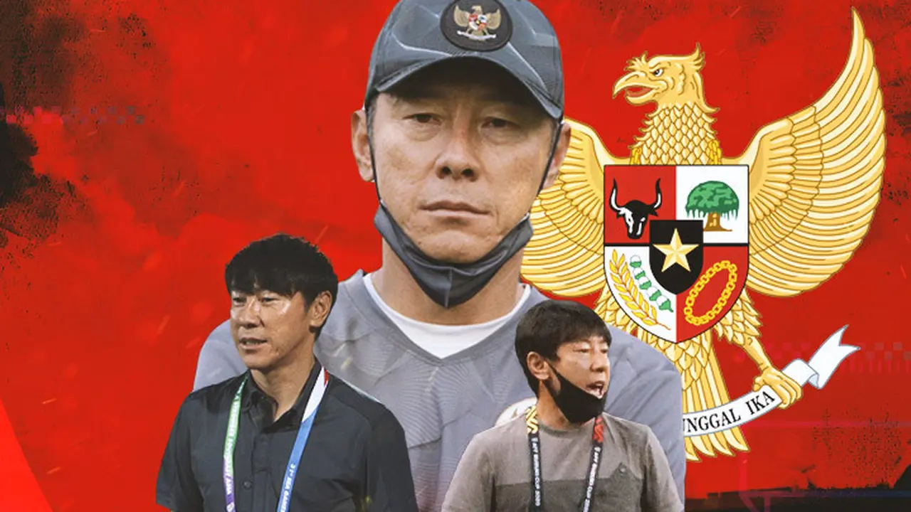 Timnas Indonesia - Shin Tae-yong dengan logo Merah-Putih dan Garuda