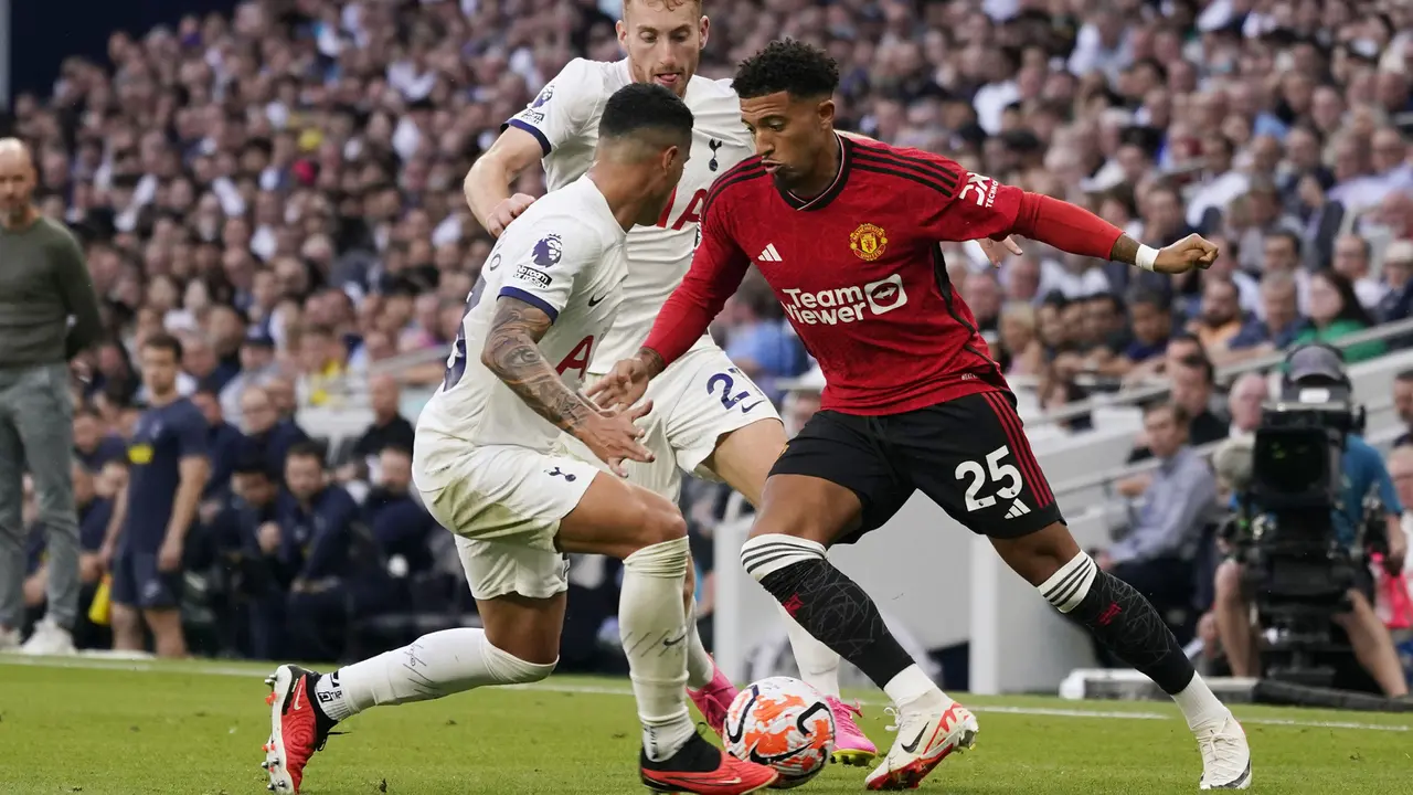 Foto: 6 Mantan Pemain Man City yang Kini Membela Klub Big Six Liga Inggris, Cole Palmer Terbaru