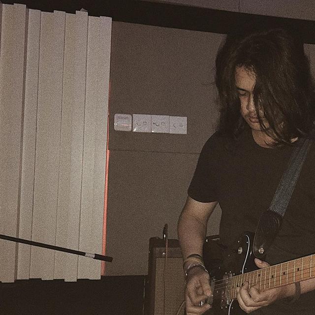 Potret Terbaru Esa Sigit (sumber: instagram/esasigit)