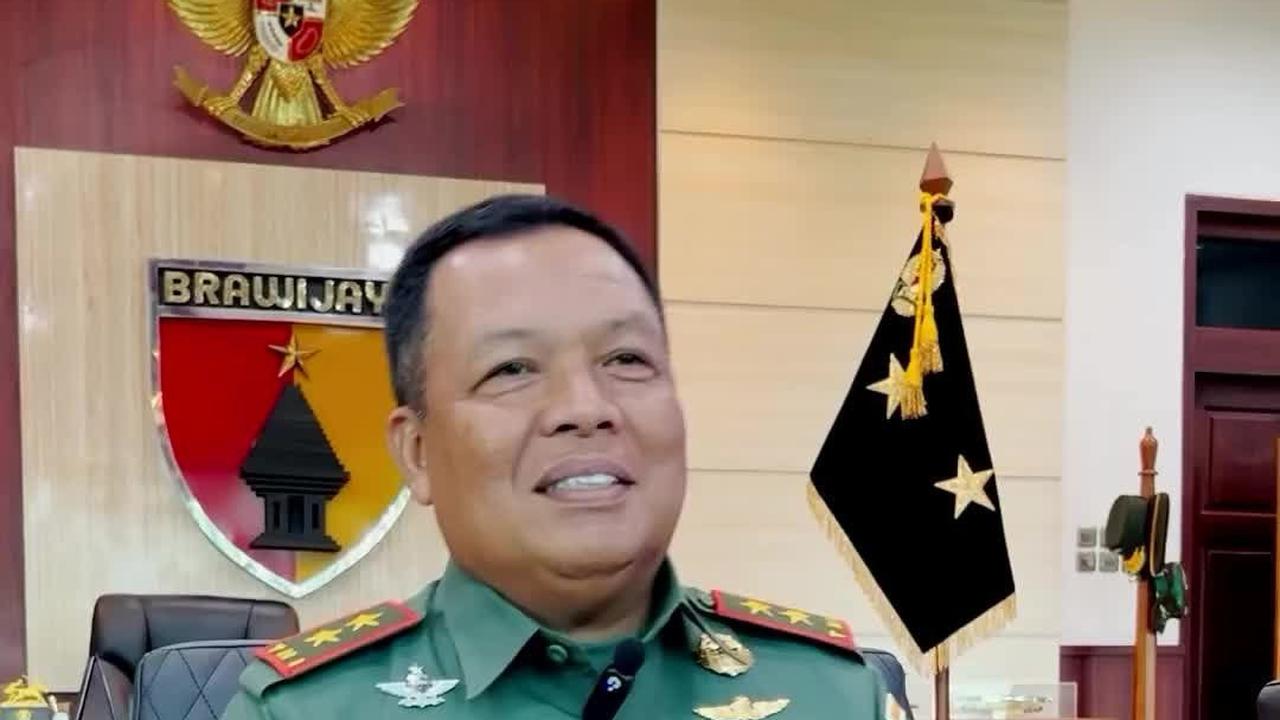 Cerita Mayjend TNI Farid Makruf Angkut 30 Galon Tiap Hari Jadi Inspirasi Masuk Militer