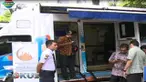 Setiap warga dibatasi hanya boleh menukar uang sebesar Rp 3,7 juta sesuai pecahan yang bisa dipilih sendiri.