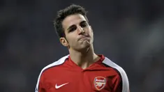 Cesc Fabregas merupakan kapten Arsenal yang dianggap sebagai salah satu gelandang terbaik di dunia kala itu. Fabregas dianggap memiliki kreativitas dan kemampuan pasing yang jauh di atas rata-rata. Sayangnya ia meninggalkan The Gunners ke Barcelona pada 2011 silam. (AFP/Miguel Riopa)