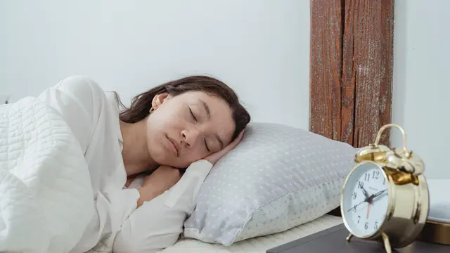 Ilustrasi tidur, mengalami mimpi