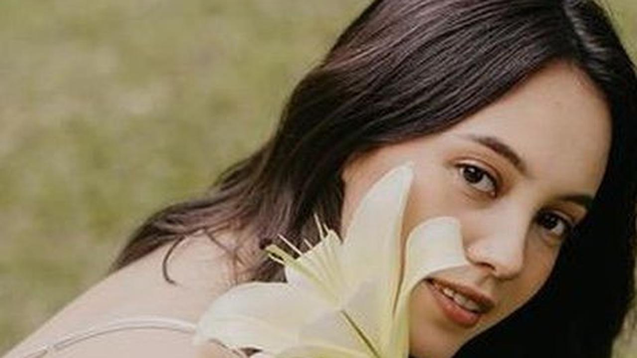 Profil dan Biodata