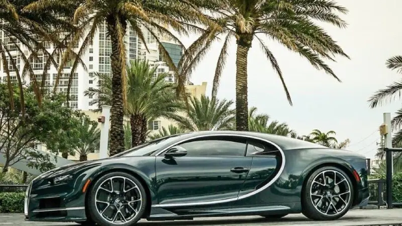 Hypercar Bugatti Chiron jadi mobil termahal yang dijual di eBay