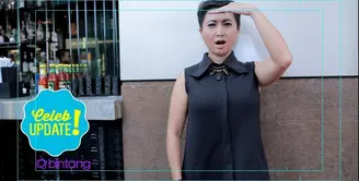 Indy Barends menjadi model video klip Shanty di single ‘Berharap Tak Berpisah’.