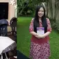 Gaya Sisca Kohl Pakai Baju ala Emak-Emak (Sumber: Instagram/siscakohl)