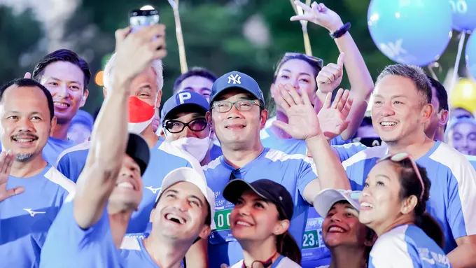 Ridwan Kamil Ikut Ramaikan Lomba Lari Hybrid Pocari Sweat Run 2022