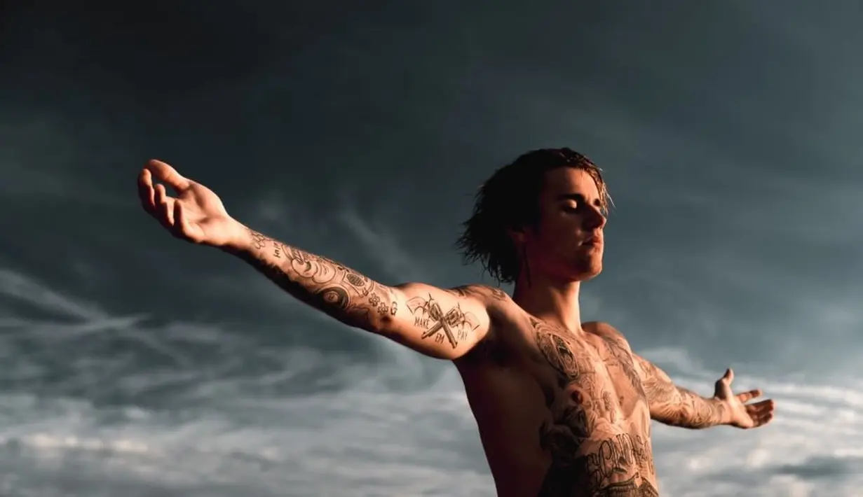 "Justin benar-benar tak takut untuk jatuh cinta lagi," jelas sumber. (instagram/justinbieber)