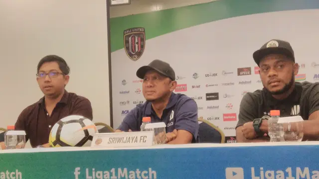 Pelatih Sriwijaya FC Rahmad Darmawan