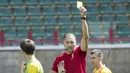 Wasit asal Argentina, Nestor Pitana, melakukan latihan jelang laga Piala Dunia di Moscow, Rusia, Selasa (12/6/2018). Sebanyak 26 wasit akan bertugas sepanjang pagelaran Piala Dunia 2018. (AP/Pavel Golovkin)