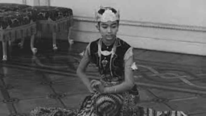 Menolak Presiden Soekarno, Gusti Nurul Pilih Nikahi Tentara