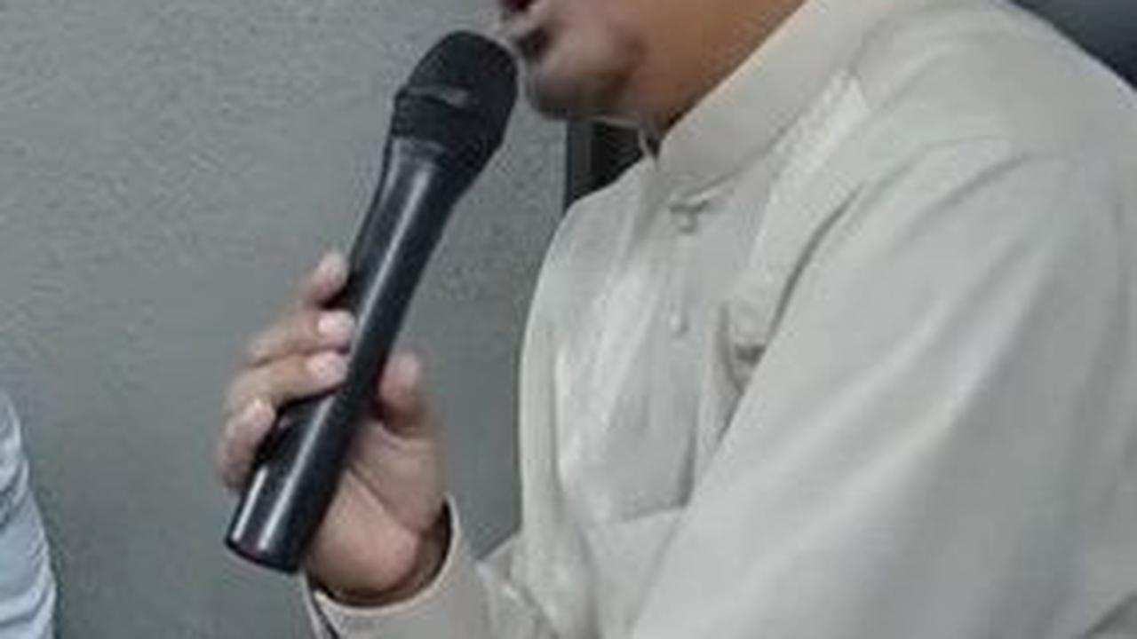 Dipandu Ustaz