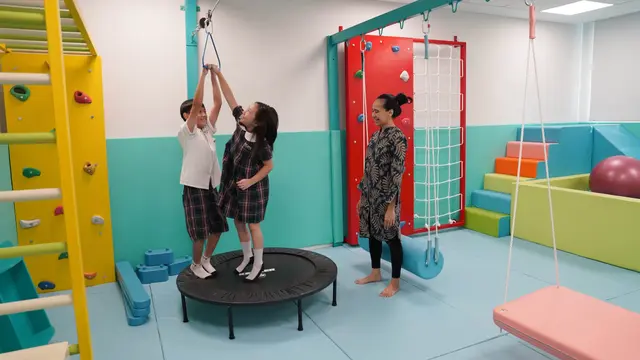 Anak Berkebutuhan Khusus Bisa Hidup Mandiri, Ini Pendekatan yang Harus Dilakukan Orangtua