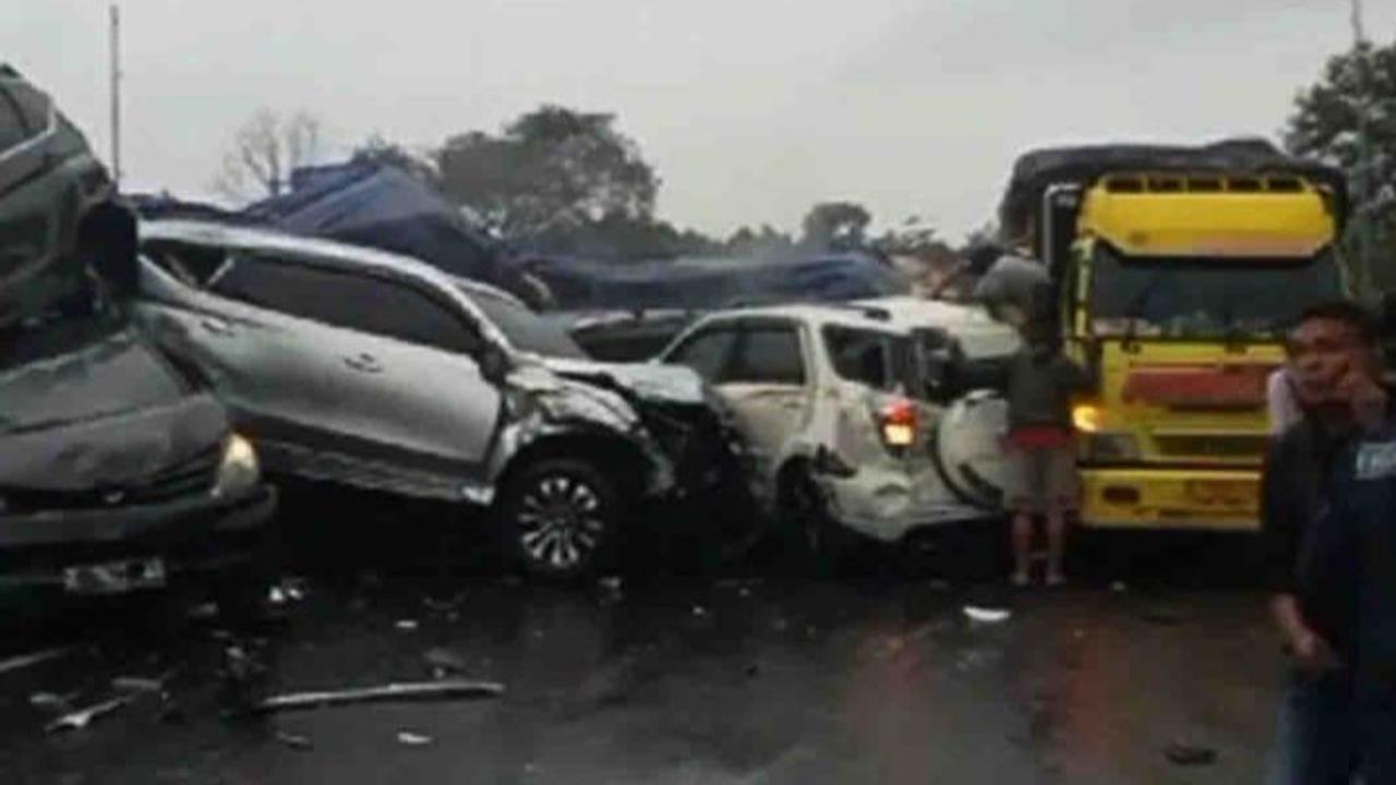 Fakta Baru Kecelakaan Tol Cipularang: Sopir Truk Injak Rem Sebelum sampai Lokasi Kejadian