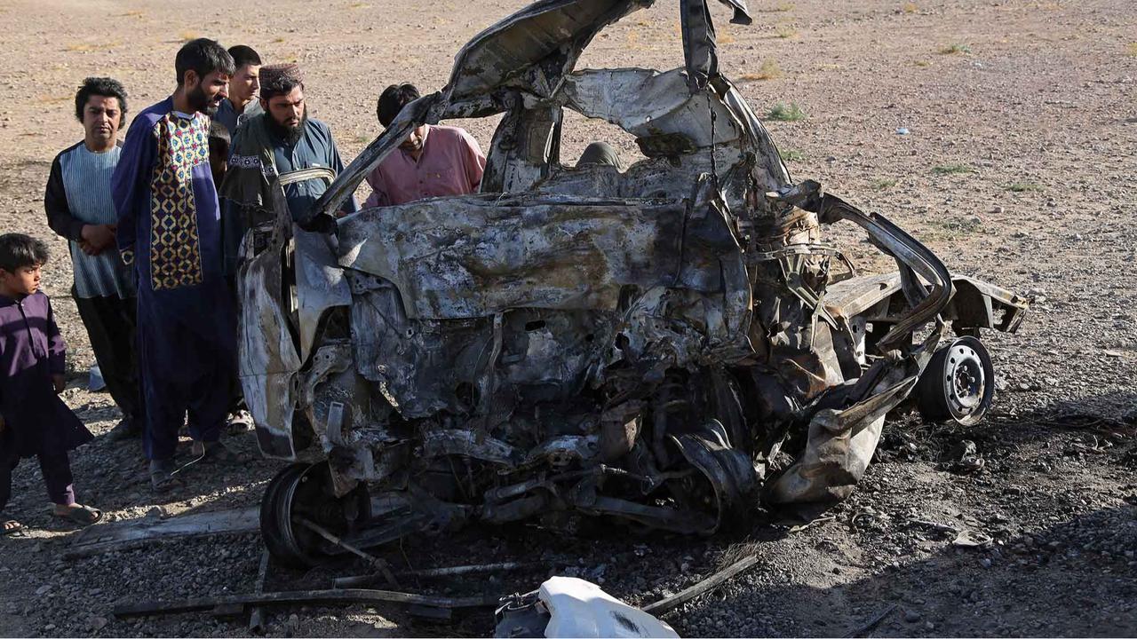 FOTO: Tragedi Maut di Herat,  79 Migran Afghanistan Tewas dalam Kecelakaan Bus