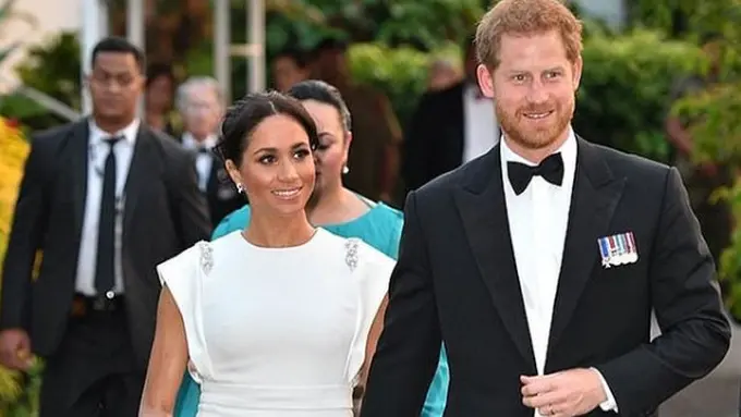 Bak Putri Kerajaan, Meghan Markle gunakan ball gown dan cincin Putri Diana