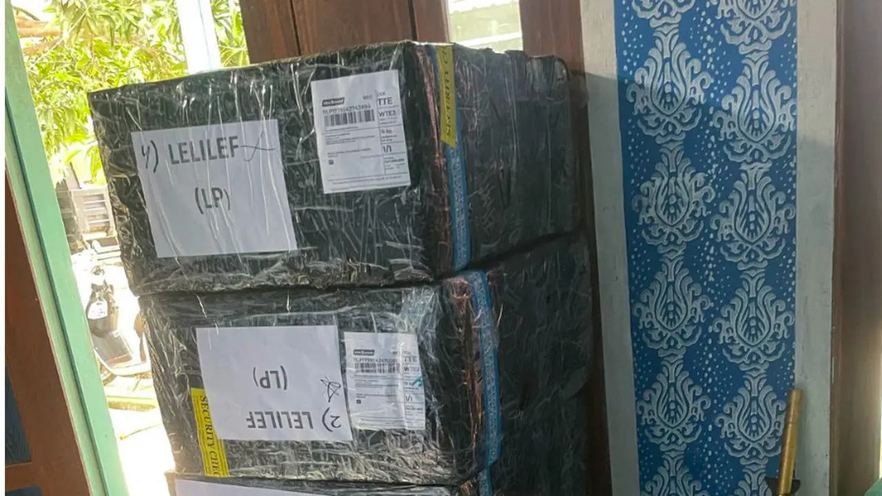 Bea Cukai Ternate menggagalkan pengiriman rokok tanpa pita cukai melalui paket jasa ekspedisi, pada Sabtu, 15 Februari 2025. (Istimewa)