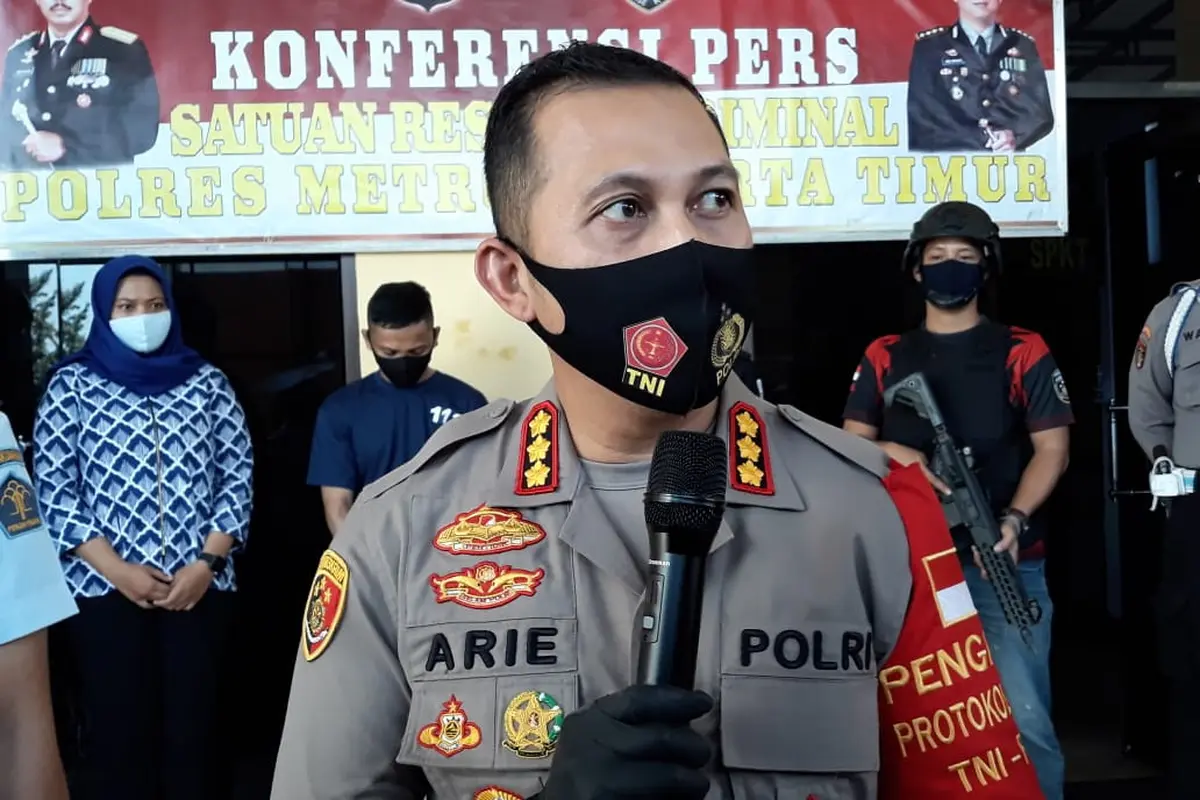 Polres Jakarta Timur berhasil mengungkap kasus pemerasan dan pornografi.
