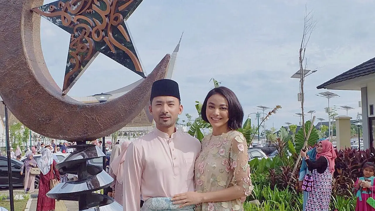 [Bintang] Whulandary Herman