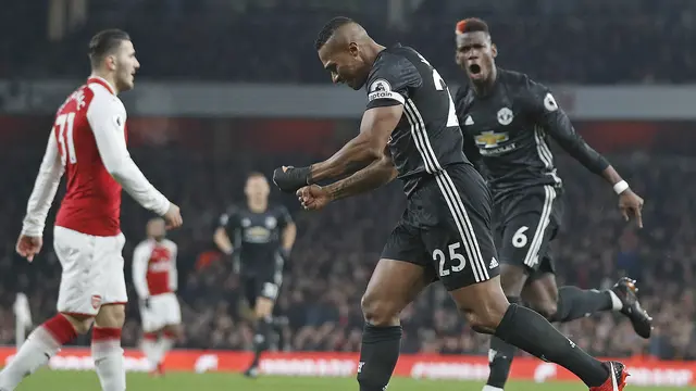 Arsenal, Manchester United, Premier League