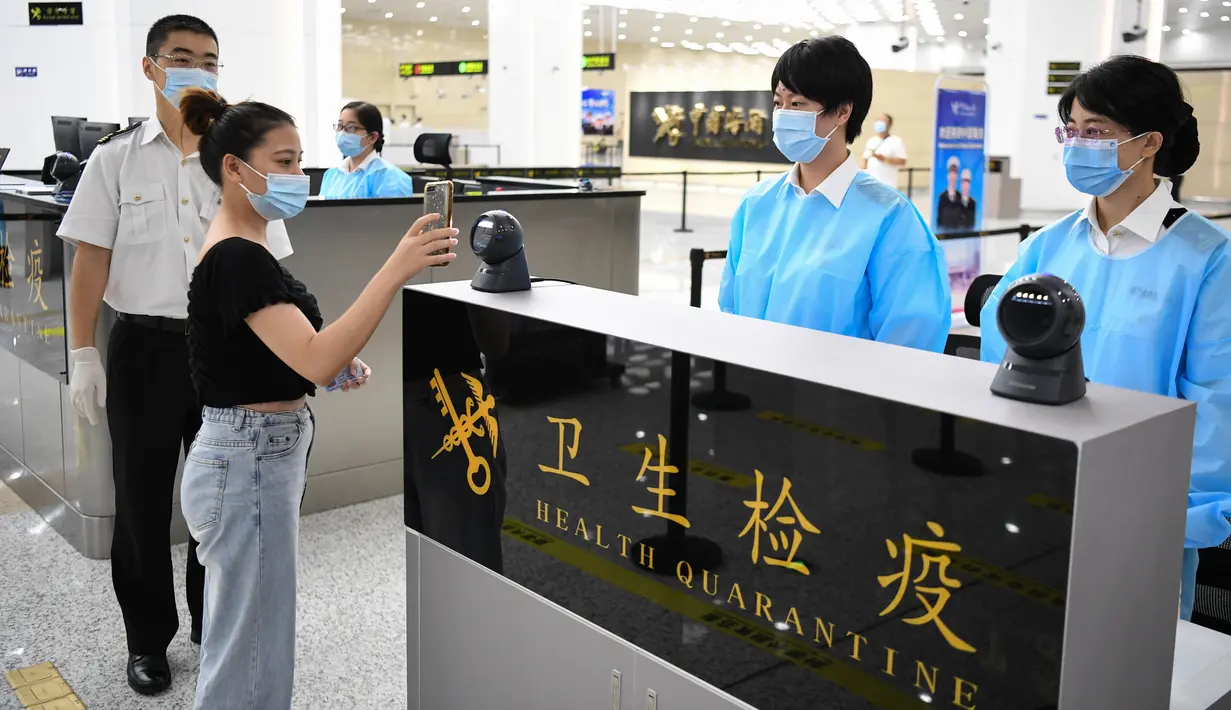 Foto Pelabuhan Baru Yang Hubungkan Makau Dan China Daratan Resmi