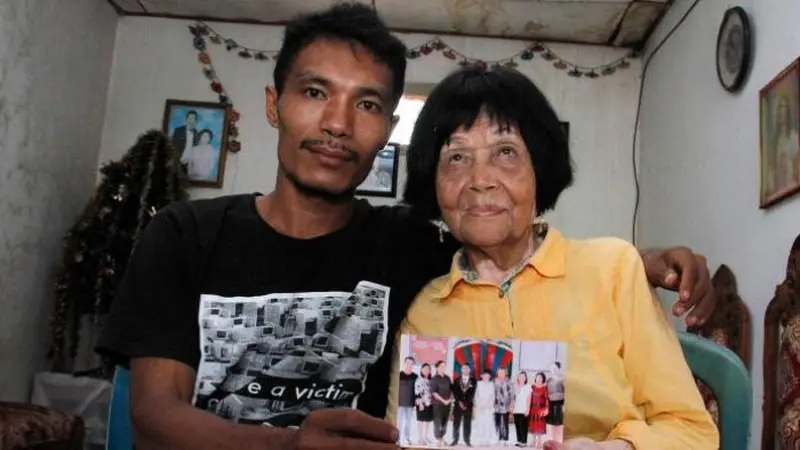 [Bintang] Heboh, Pemuda Sulsel Ini Nikahi Nenek 82 Tahun