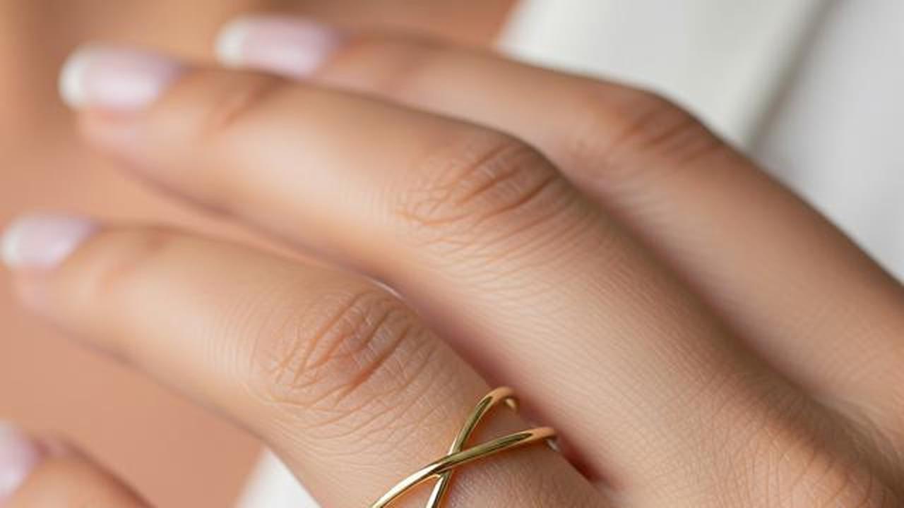 10 Desain Cincin Emas yang Mudah Dijual Kembali, Investasi Aman Masa Depan
