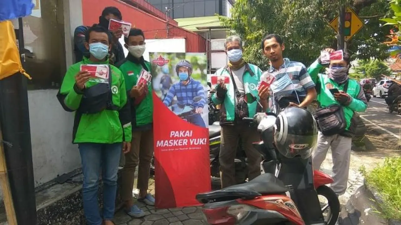 Federal Oil Bagikan Ribuan Masker ke Pengendara Motor (Ist)