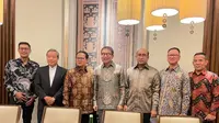 KDEI Taipei di bawah Kementerian Perdagangan memfasilitasi penandatanganan dua nota kesepahaman (Memorandum of Understanding/MoU) investasi antara tiga pelaku usaha Taiwan dengan satu pelaku usaha Indonesia senilai Rp15 triliun.