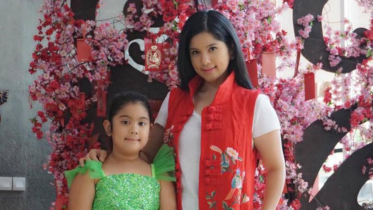 Potret Kedekatan Annisa Pohan Bareng Putri Cantiknya dari Dulu Hingga Kini, Sering Disebut Bak Kakak Adik
