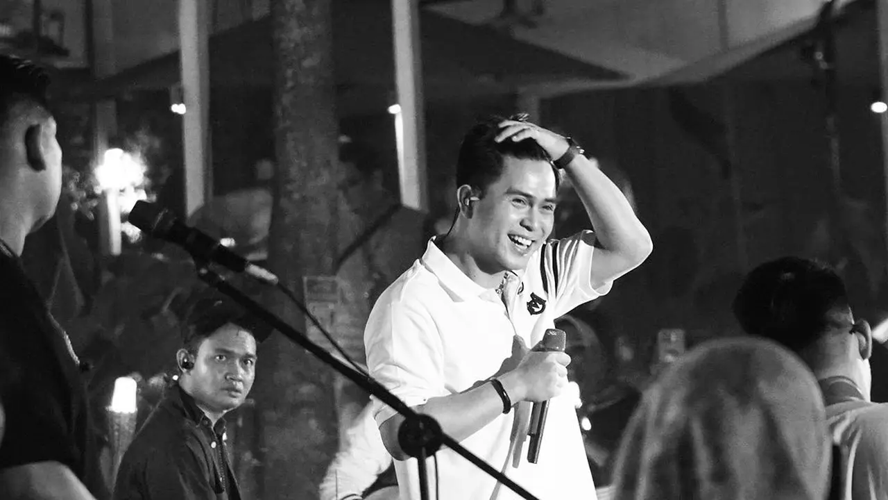 Cakra Khan