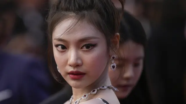 Ningning di Festival Film Cannes. (AP Photo/Daniel Cole)