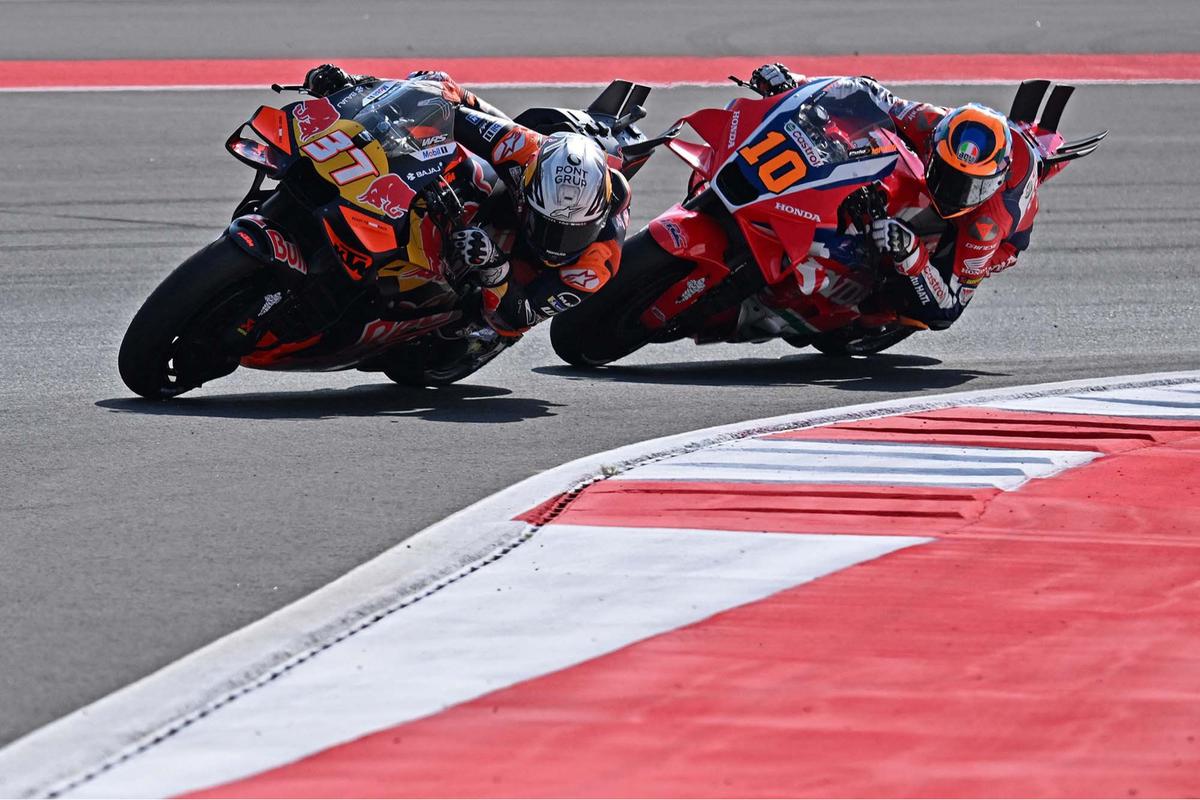 FOTO: Fermin Aldeguer Juara MotoGP Indonesia 2025