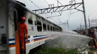 Gerbong Kereta Terbakar di Tanjung Priok Akibat Korsleting