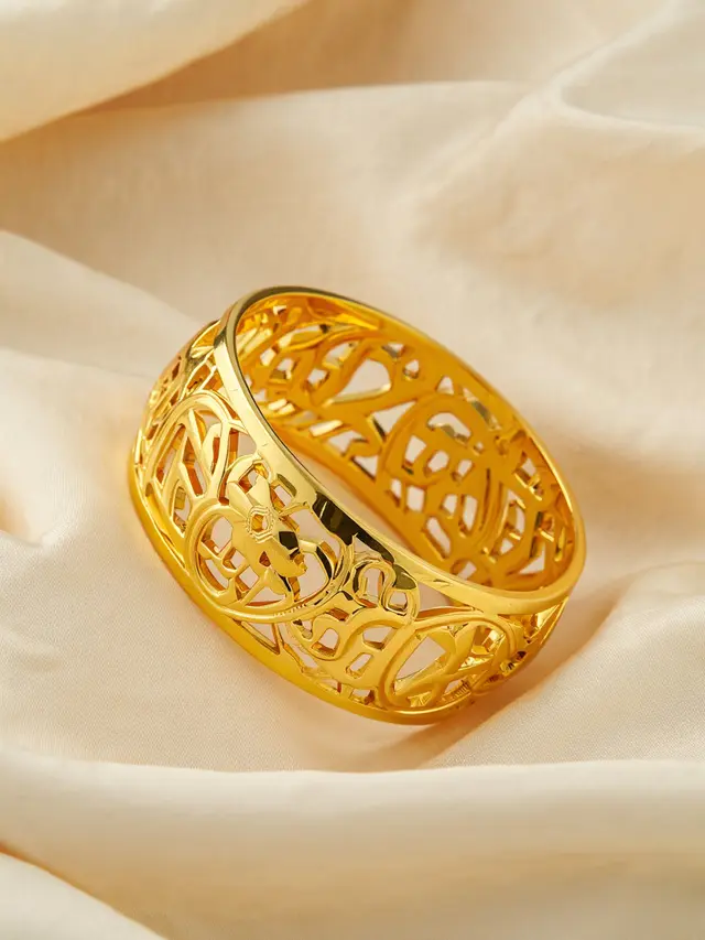 Model Gelang Emas 24 Karat 35 Gram dengan Gaya Tradisional